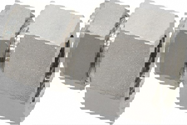 Compression Tube Connector: 1/2